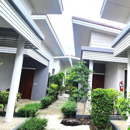 Purepamvillage Pantai Kata Luaran gambar