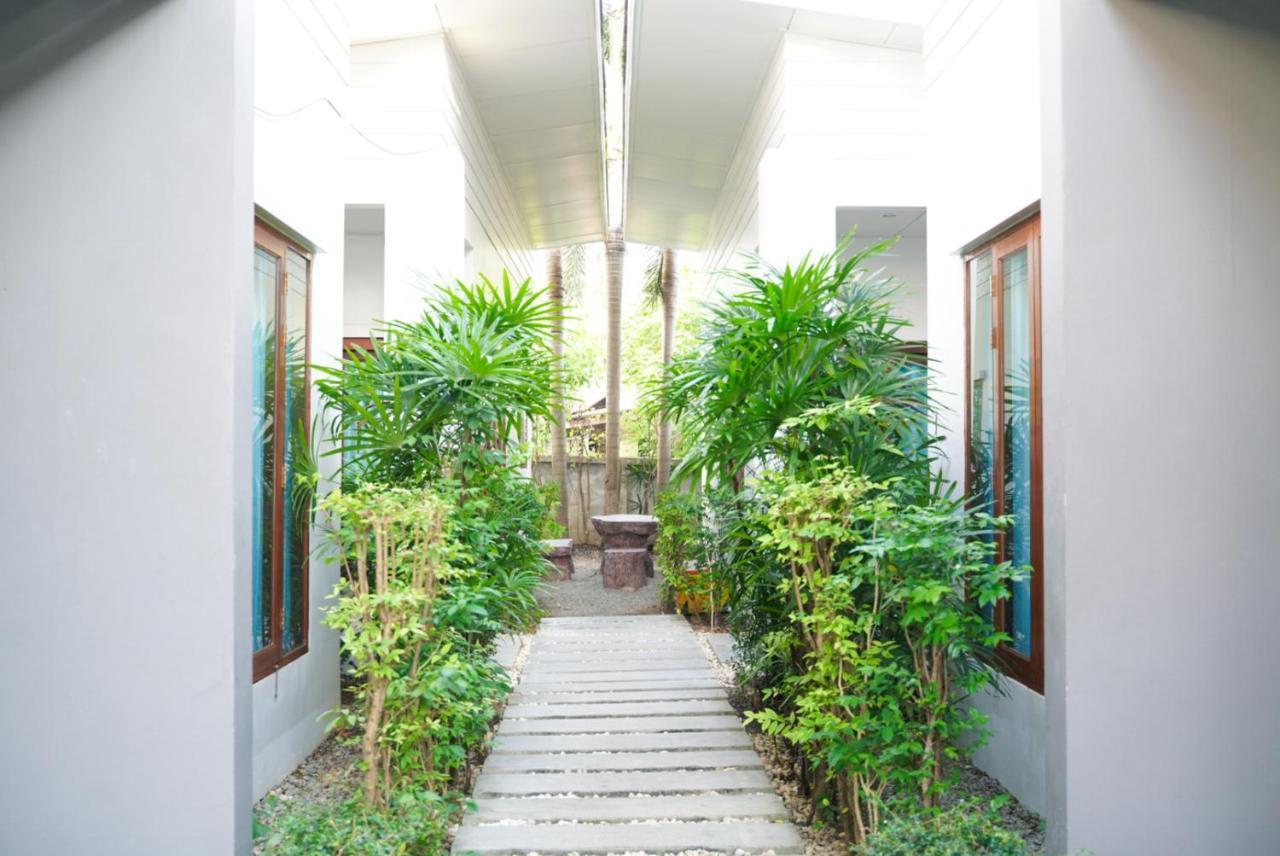 Purepamvillage Pantai Kata Luaran gambar